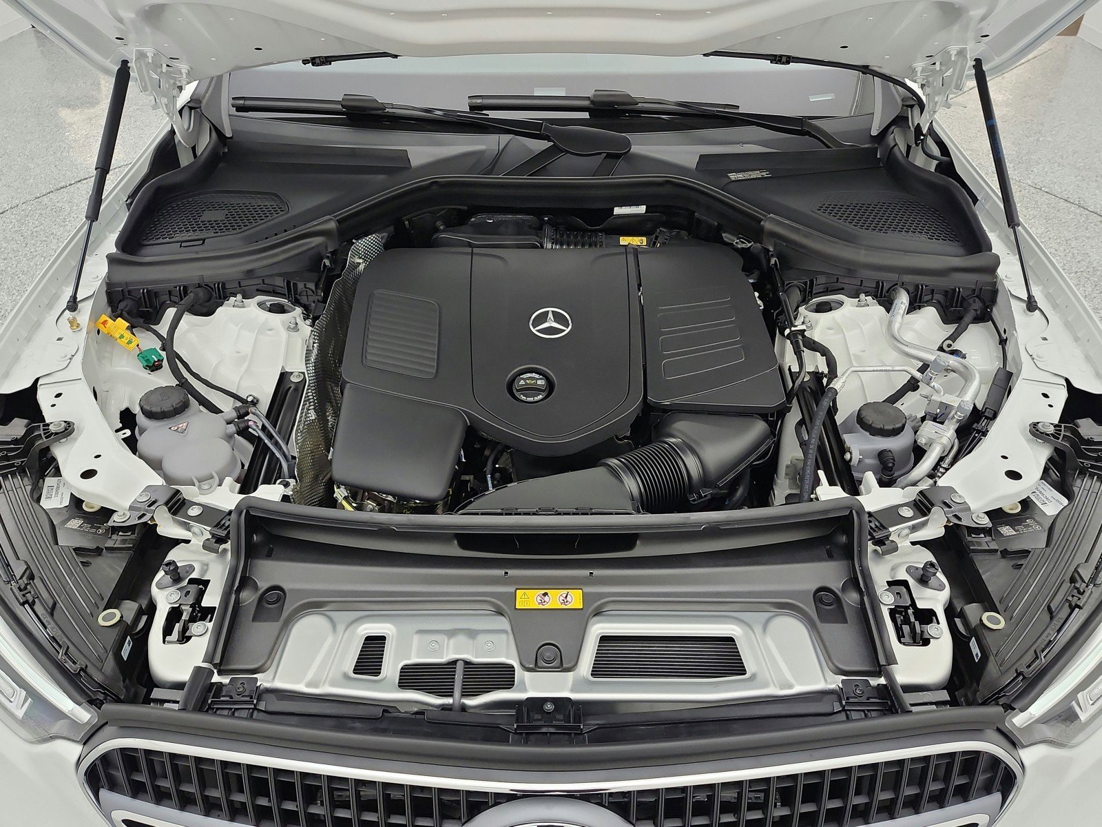 New 2026 Mercedes-Benz GLC 350e 4MATIC image 12