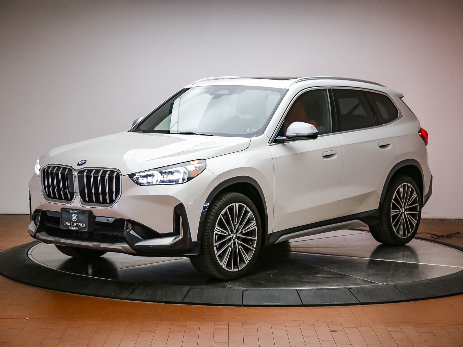 Certified 2023 BMW X1 xDrive28i w/ Convenience Package AWD/4WD image 1