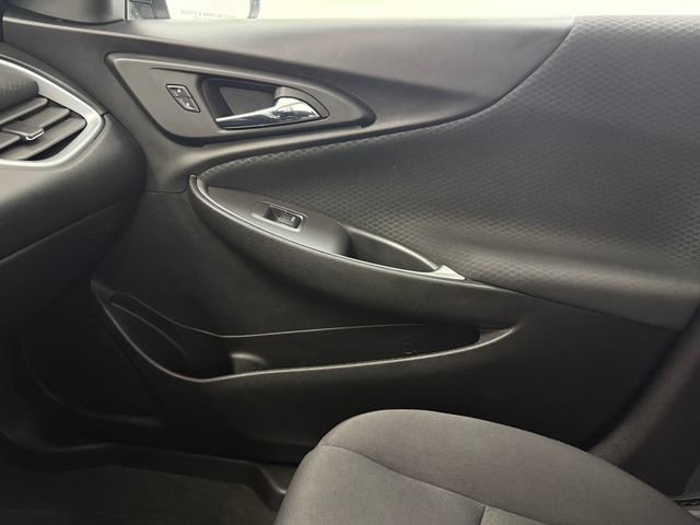 Used 2023 Chevrolet Malibu LT FWD image 24