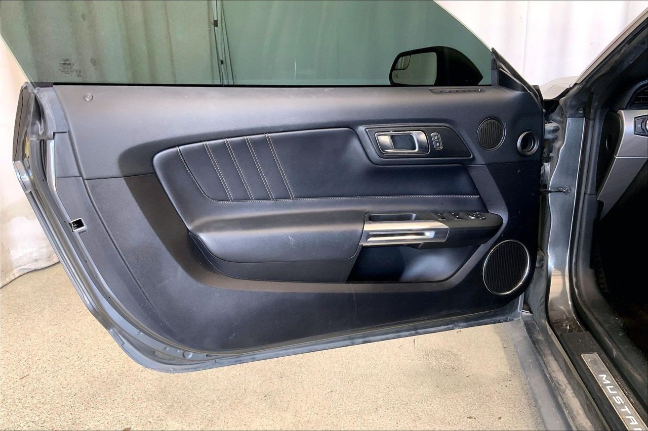 Used 2019 Ford Mustang Premium RWD image 21