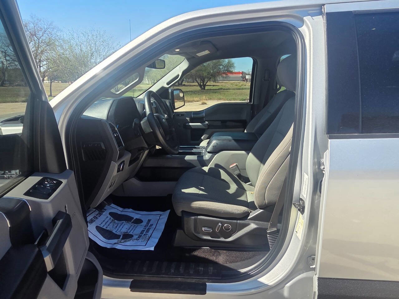 Used 2018 Ford F150 XLT w/ Equipment Group 302A Luxury image 11