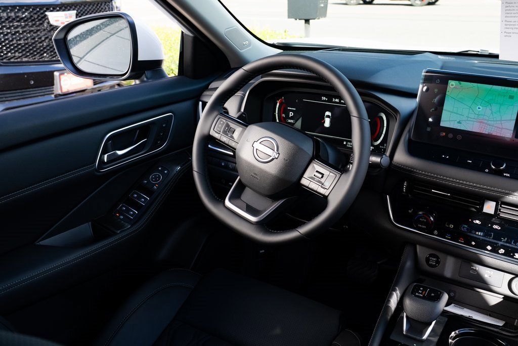 New 2026 Nissan Rogue Platinum image 10