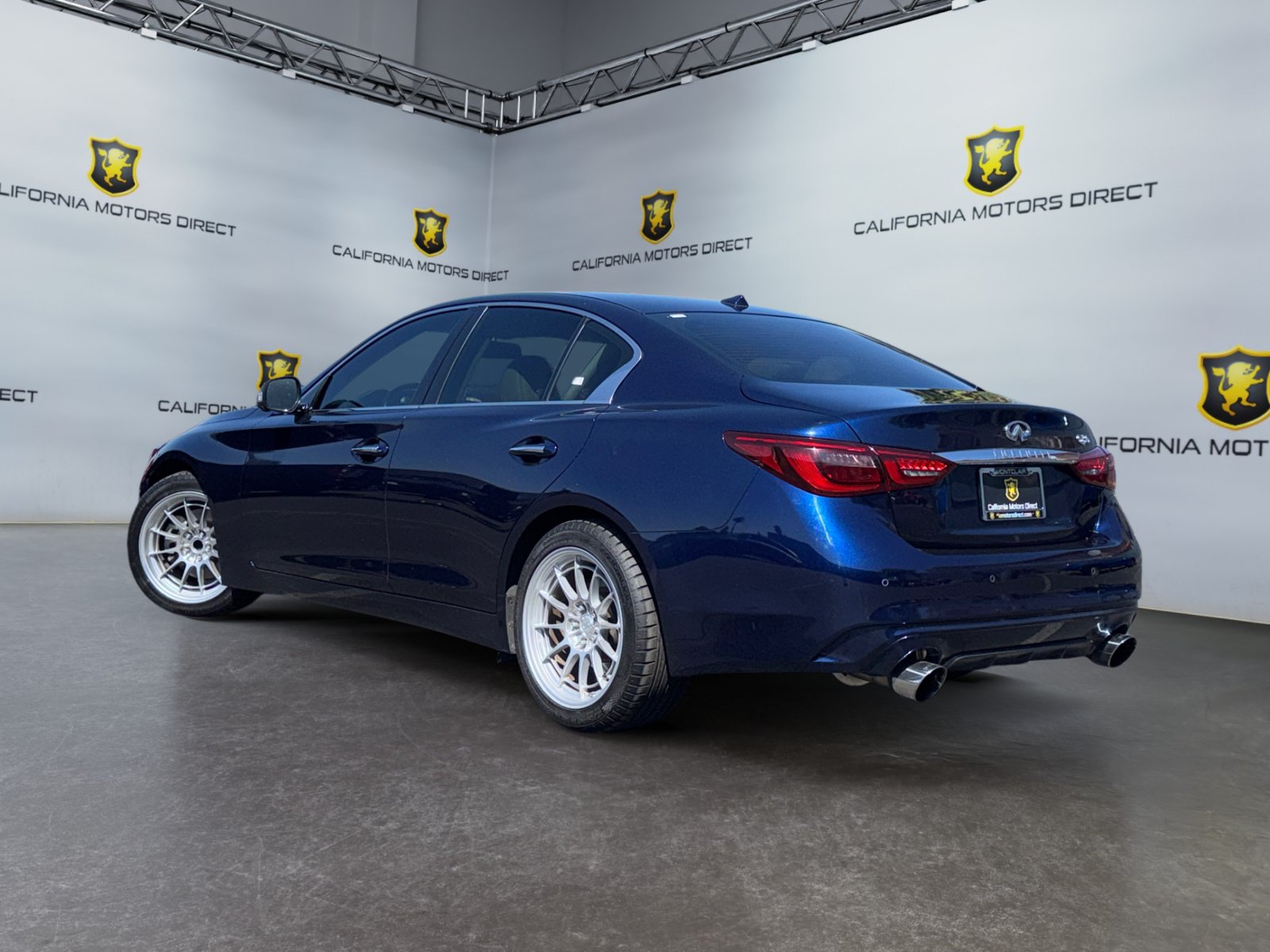 Used 2021 INFINITI Q50 Luxe w/ Seat & Sound Package RWD image 3