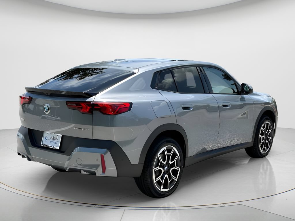 New 2026 BMW X2 xDrive28i w/ Technology Package AWD/4WD image 5