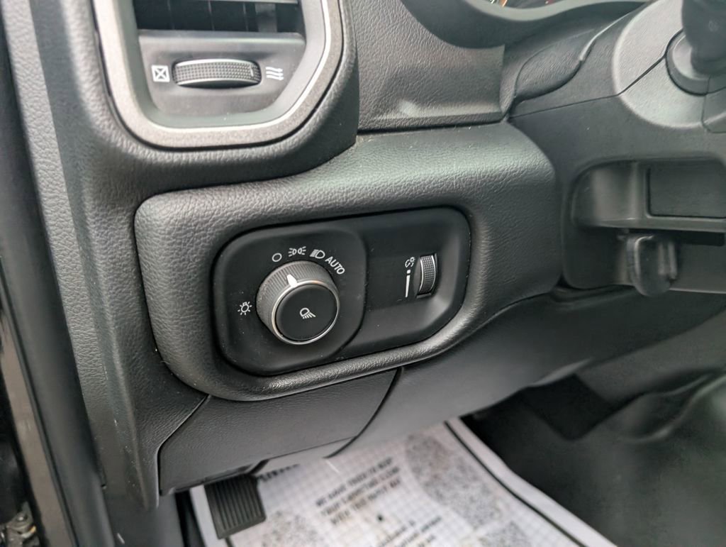 Used 2022 RAM 2500 Tradesman image 17