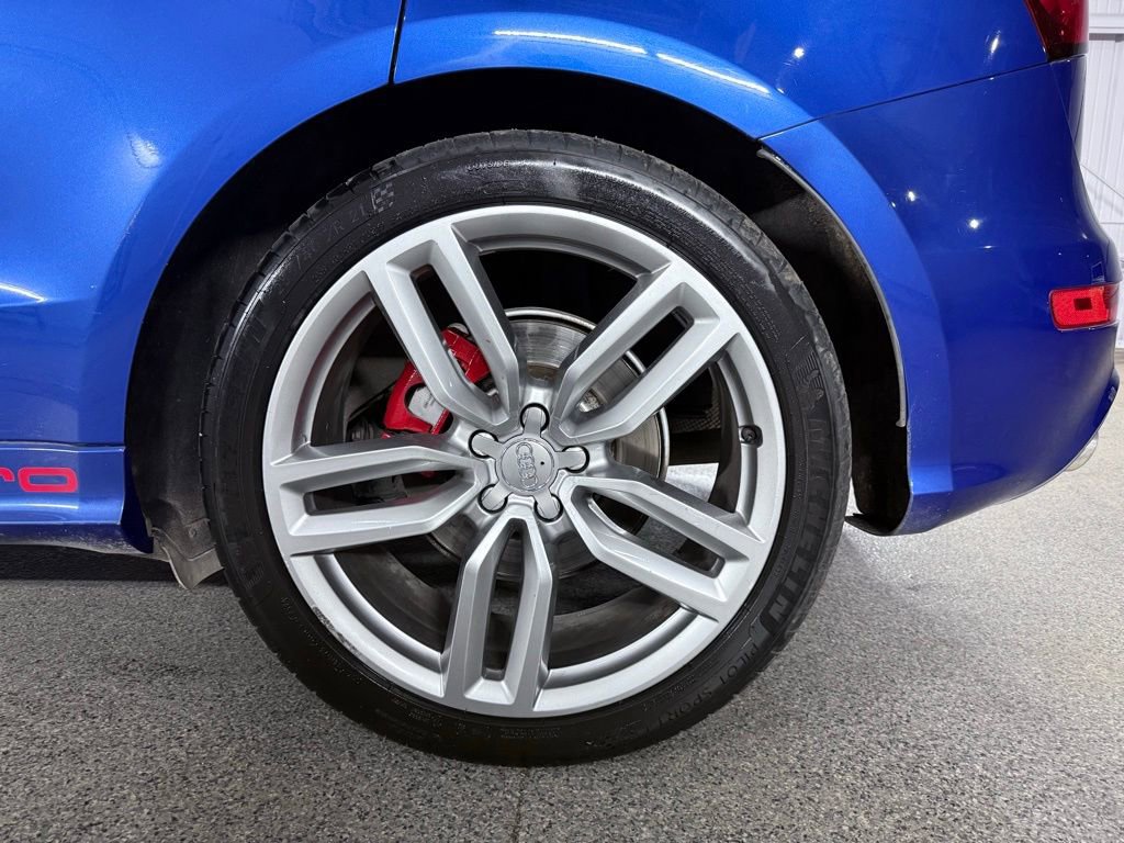 Used 2015 Audi SQ5 Prestige w/ Prestige Package image 15
