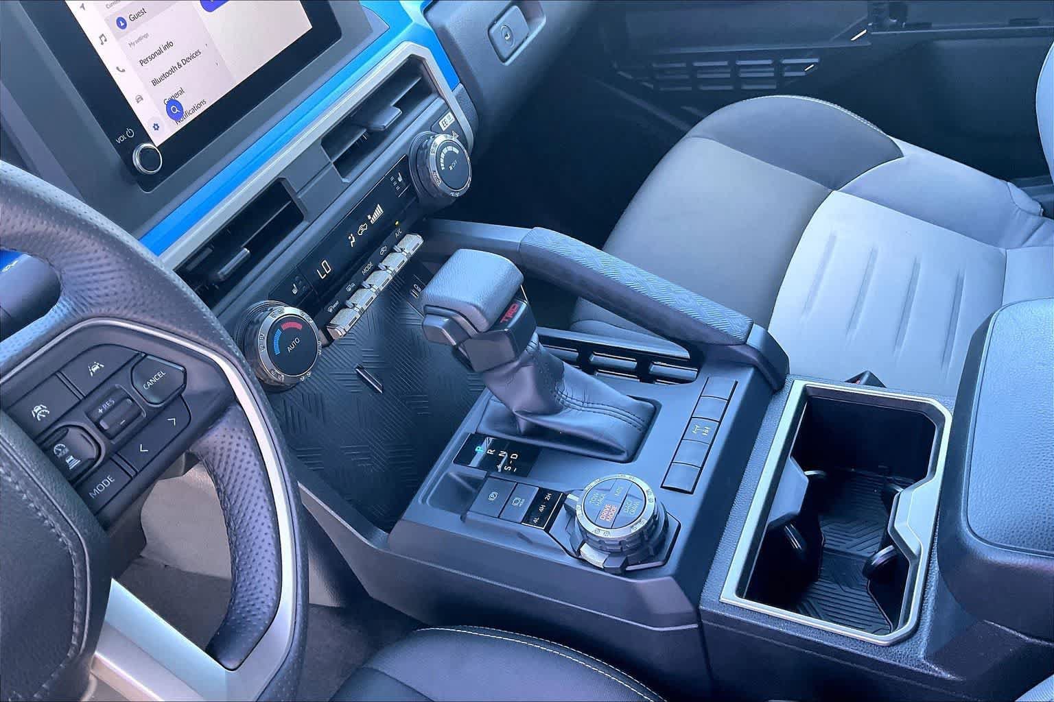 Used 2025 Toyota Tacoma TRD Off-Road AWD/4WD image 16