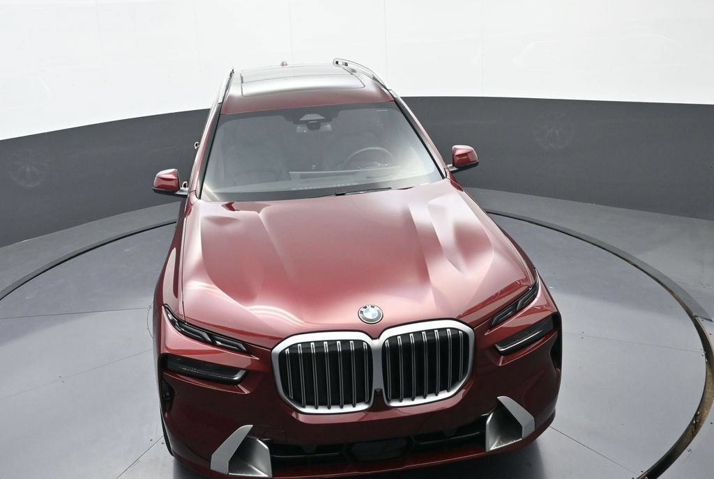 Used 2026 BMW X7 xDrive40i AWD/4WD image 33