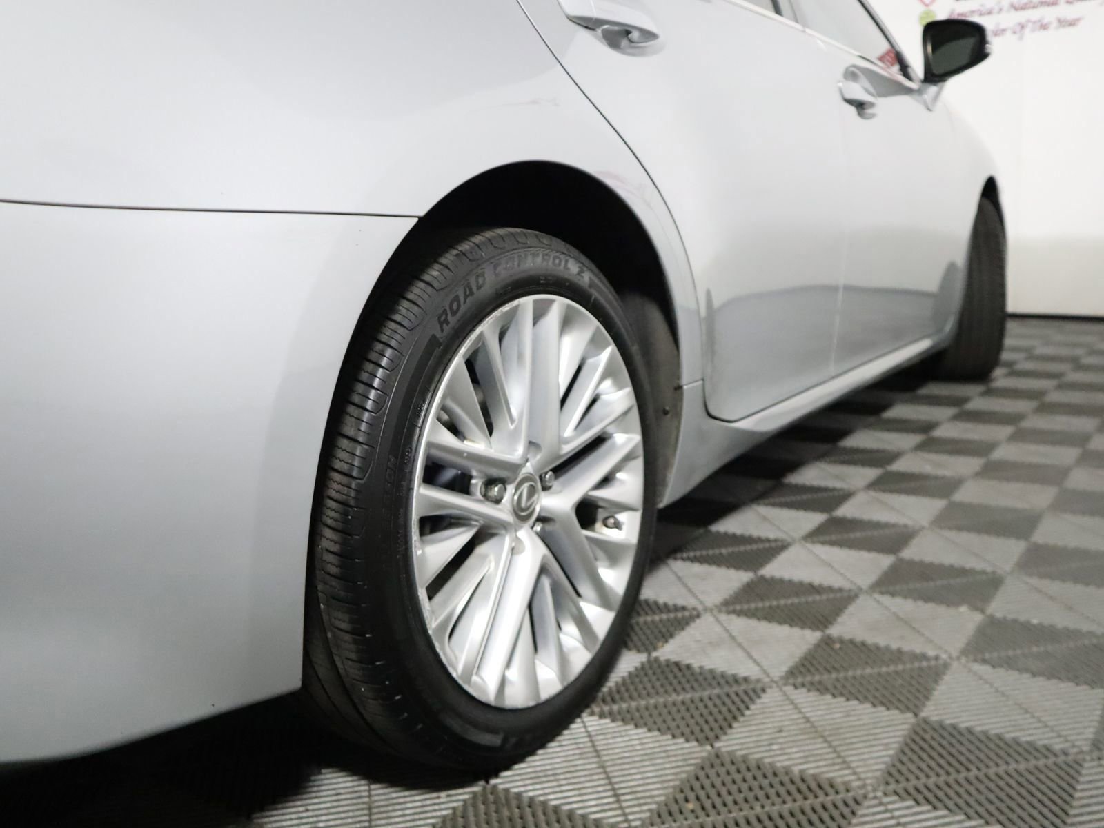 Used 2014 Lexus ES 350 image 11