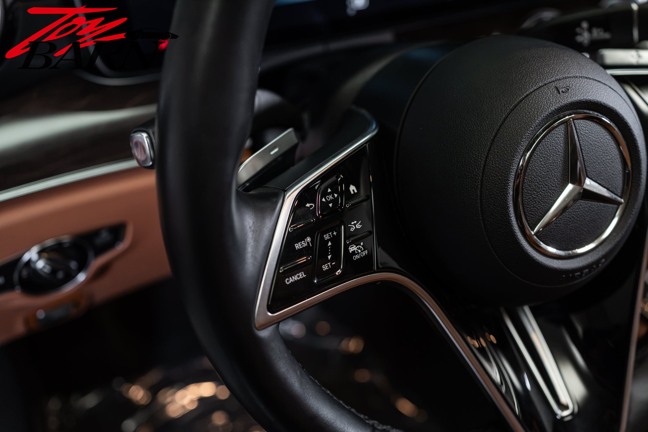 Used 2022 Mercedes-Benz E 450 4MATIC Cabriolet image 39