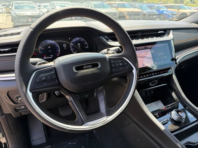 New 2026 Jeep Grand Cherokee L Limited AWD/4WD image 16