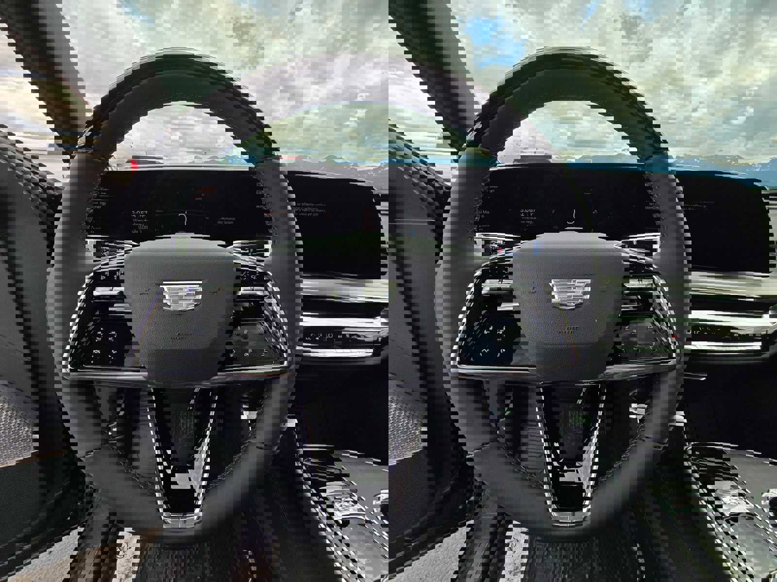 New 2024 Cadillac Lyriq Sport RWD image 28