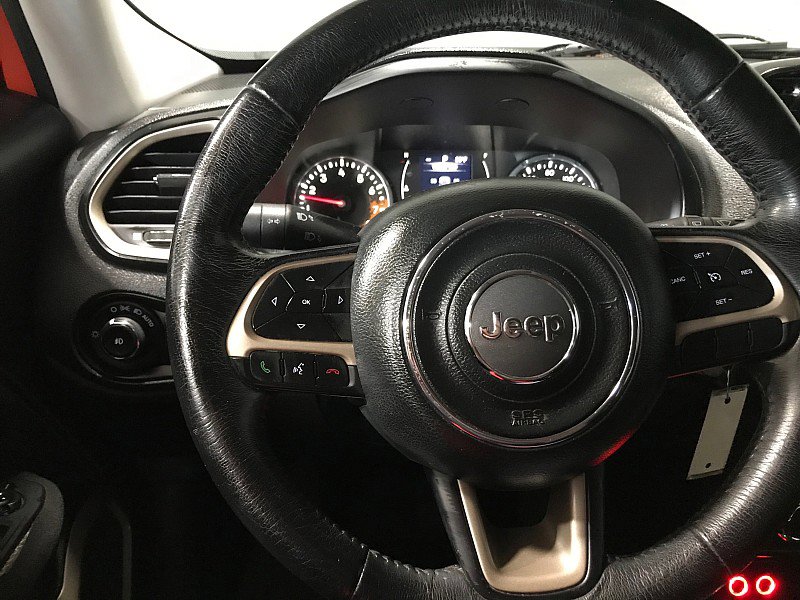 Used 2015 Jeep Renegade Latitude image 22