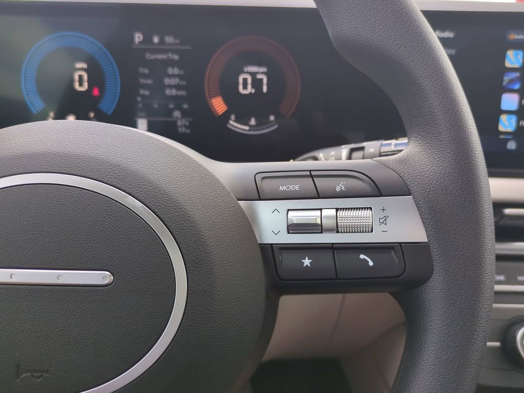 New 2026 Hyundai Tucson SE image 29