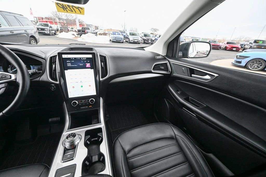 Certified 2024 Ford Edge SEL w/ Convenience Package image 34
