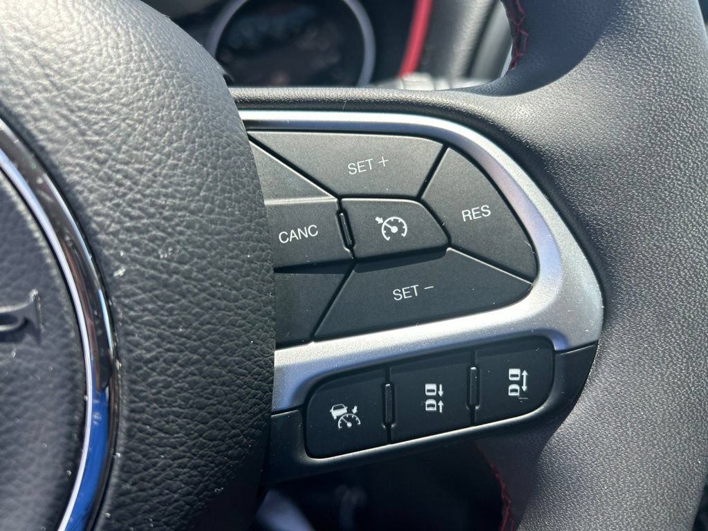 Used 2021 Jeep Compass Trailhawk AWD/4WD image 43