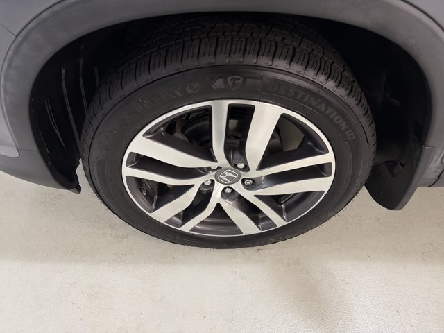 Used 2017 Honda Pilot Touring image 11