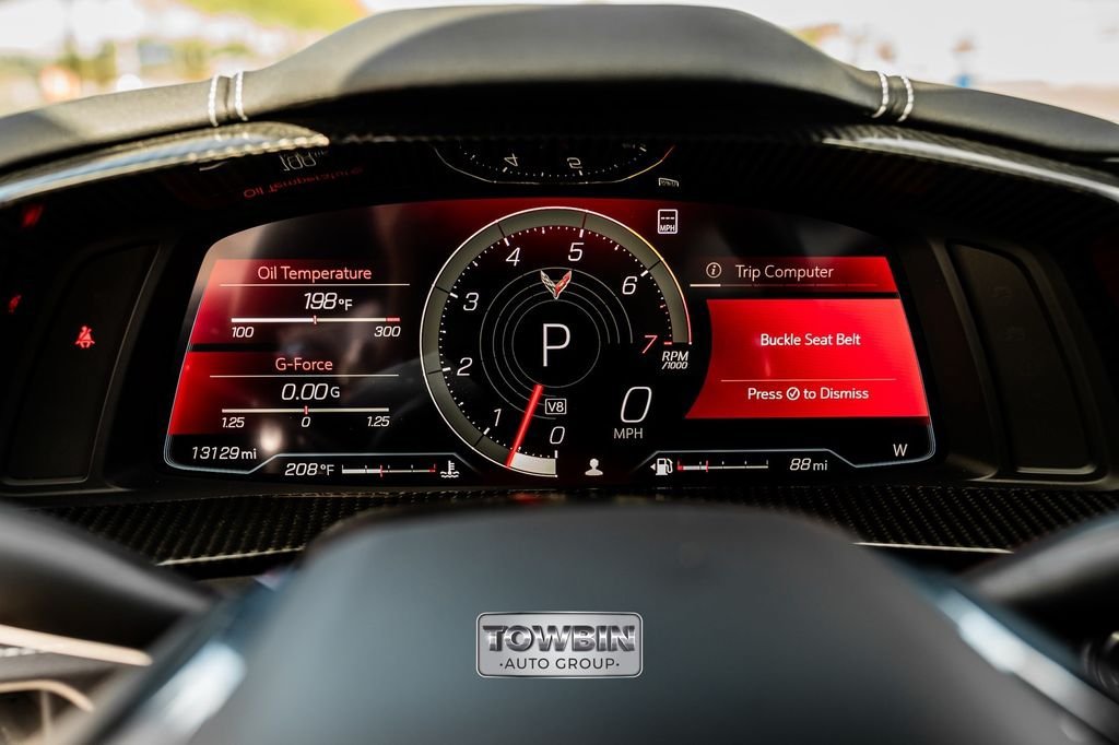 Used 2023 Chevrolet Corvette Stingray Preferred Cpe w/ Engine Appearance Package RWD image 13