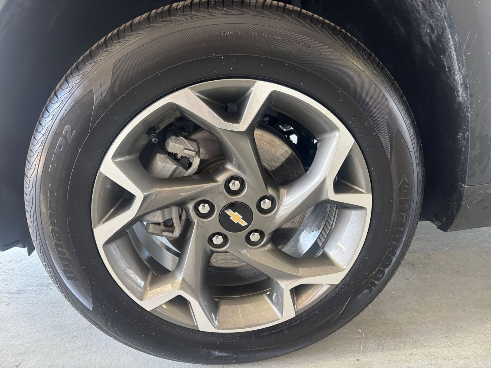 Used 2025 Chevrolet Trax LT w/ LT Convenience Package FWD image 30