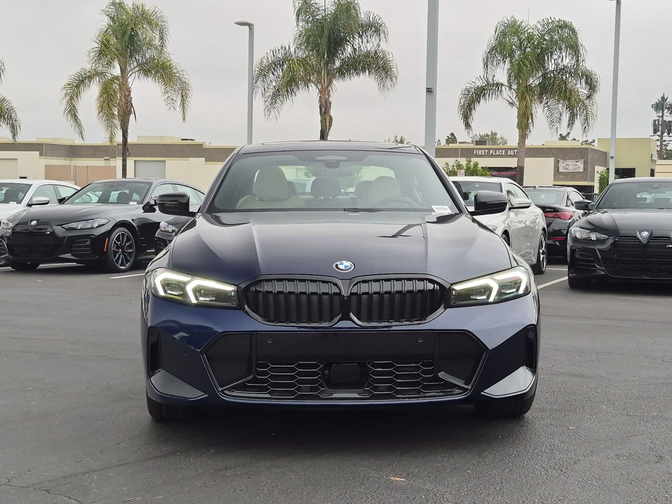 New 2026 BMW 330i Sedan w/ M Sport Package RWD image 3