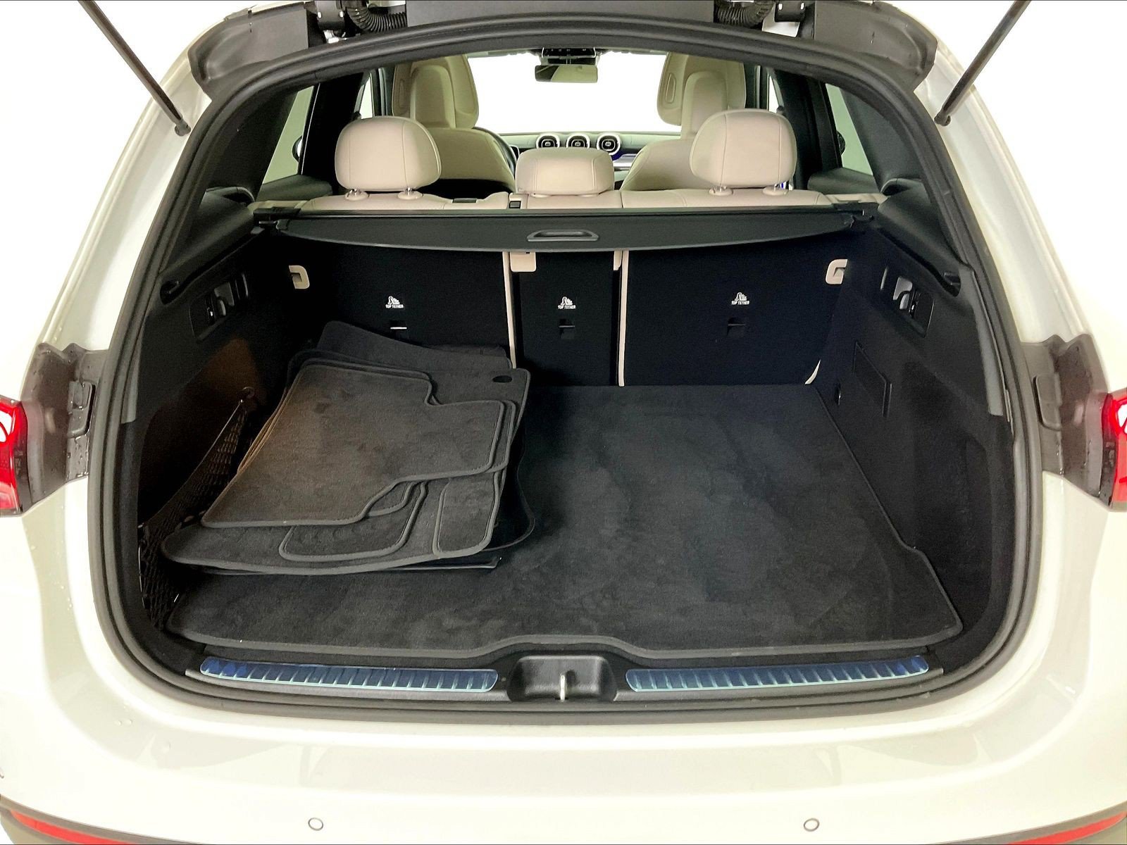 Certified 2023 Mercedes-Benz GLC 300 4MATIC image 40