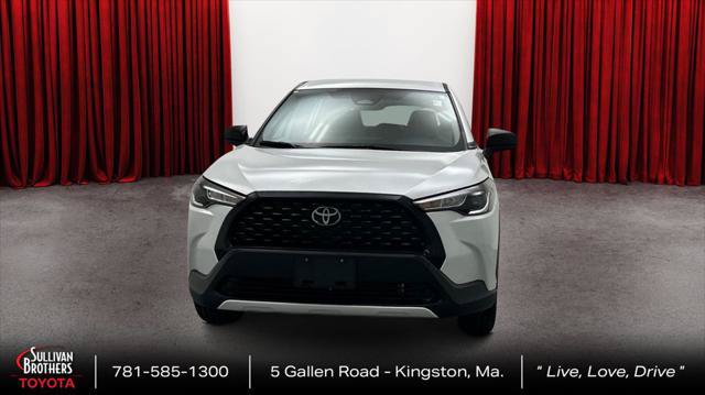 Certified 2023 Toyota Corolla Cross L AWD/4WD image 2