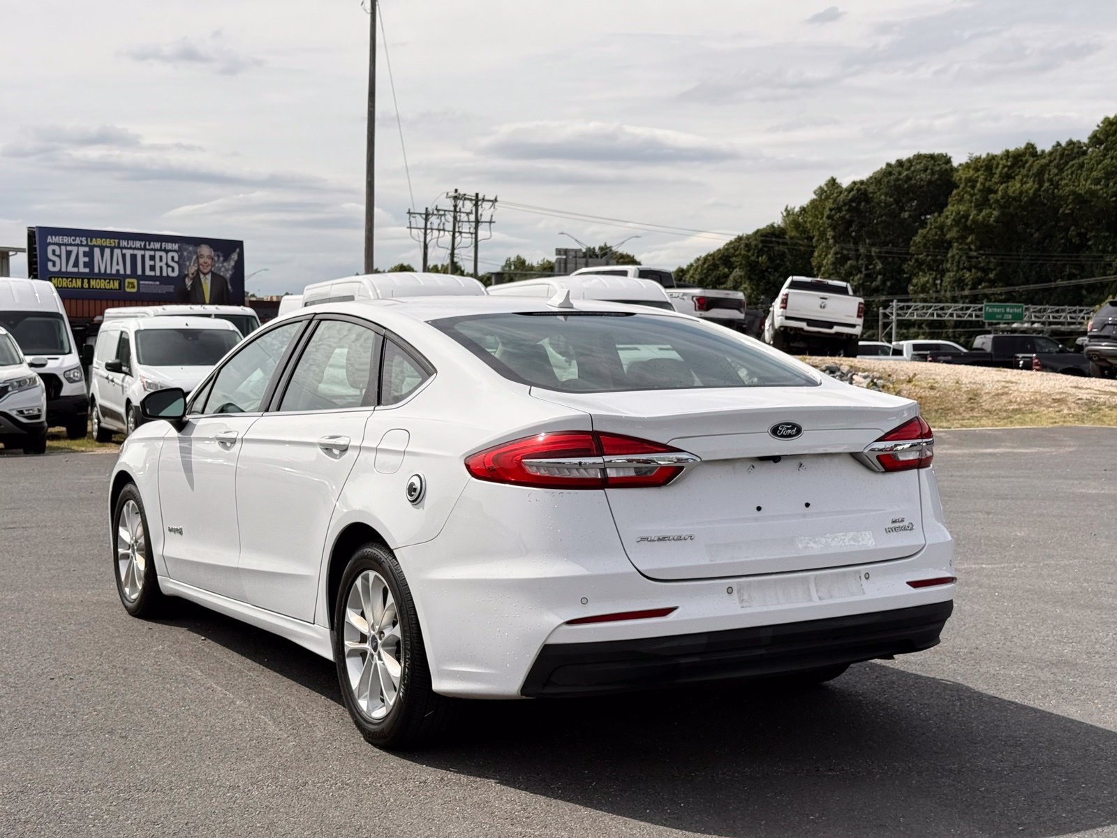 Used 2019 Ford Fusion SE FWD image 8