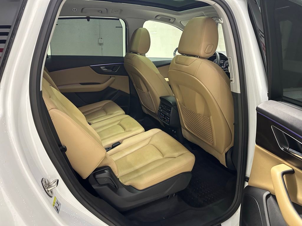 Used 2022 Audi Q7 2.0T Premium Plus w/ Premium Plus Package image 24