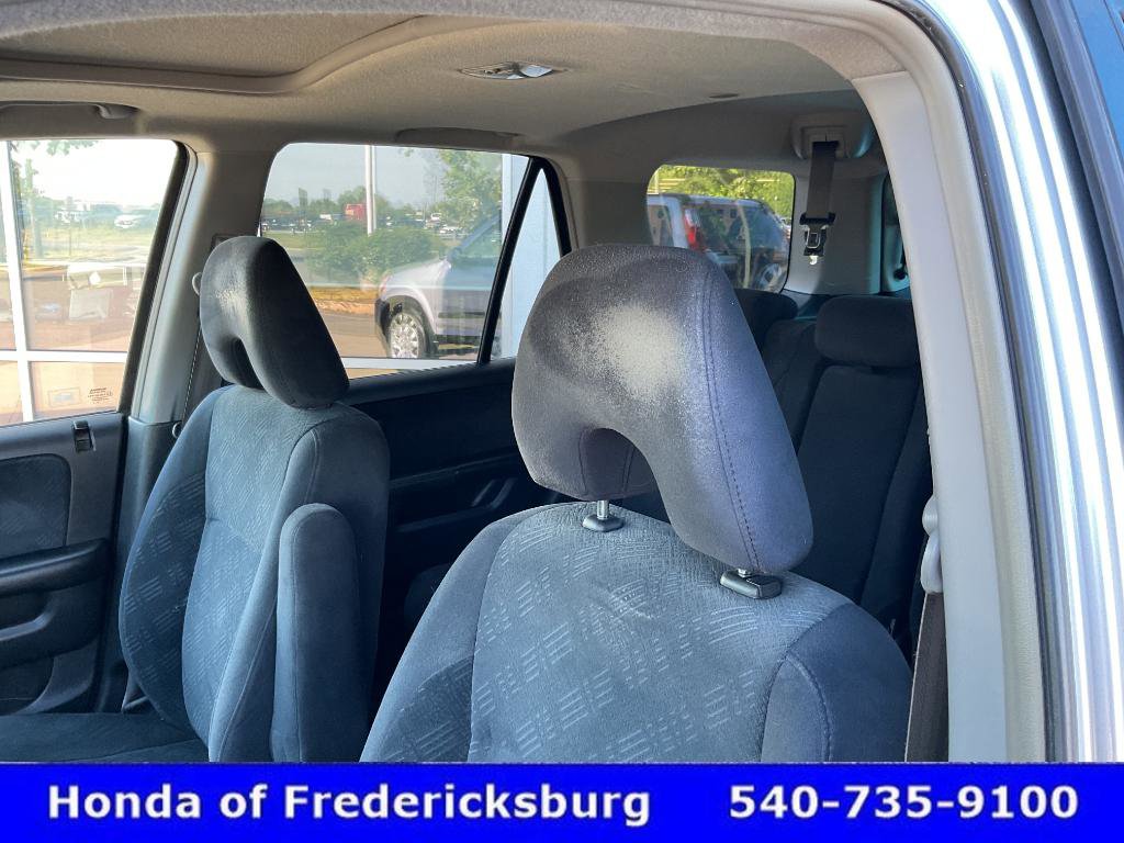 Used 2005 Honda CR-V EX image 26