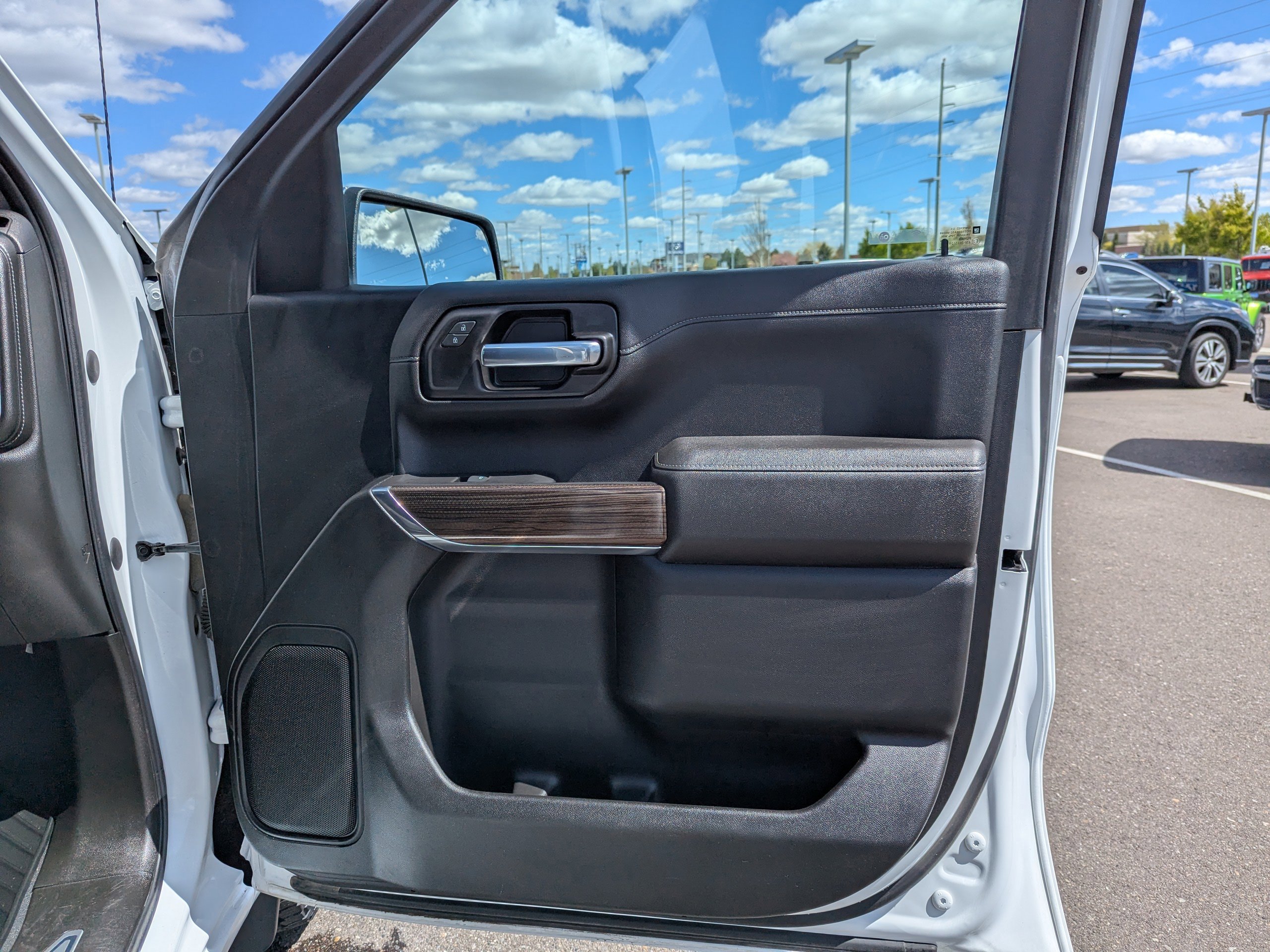 Certified 2021 Chevrolet Silverado 1500 LT w/ Bed Protection Package AWD/4WD image 40