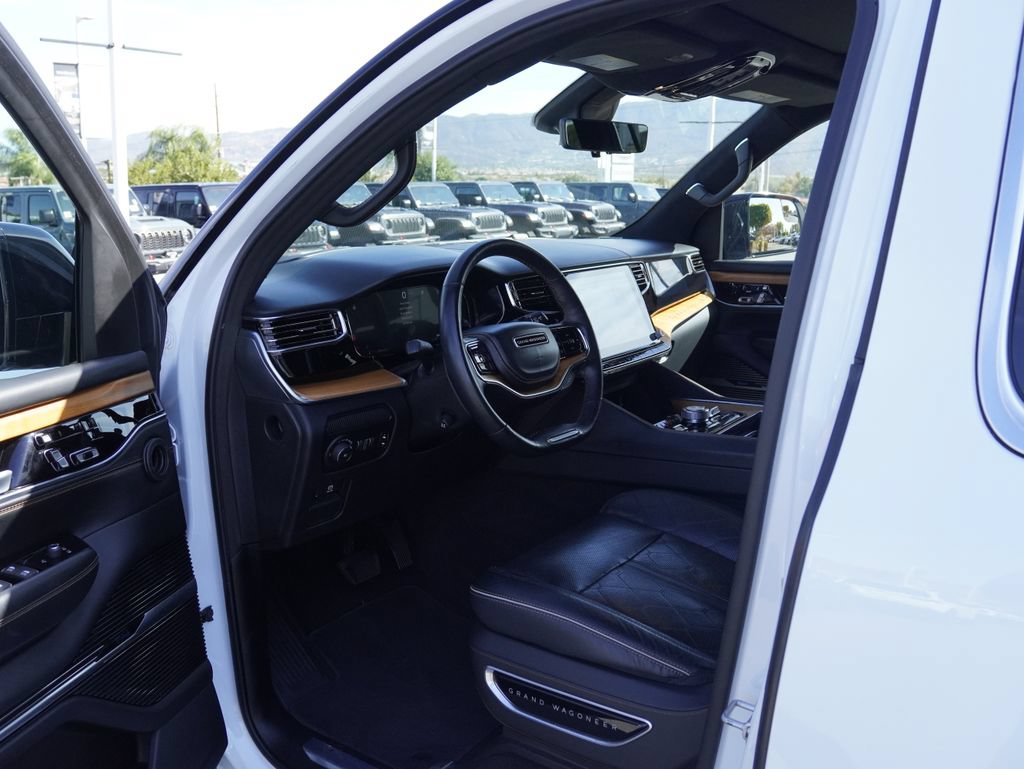 Certified 2024 Jeep Grand Wagoneer L Series III AWD/4WD image 25