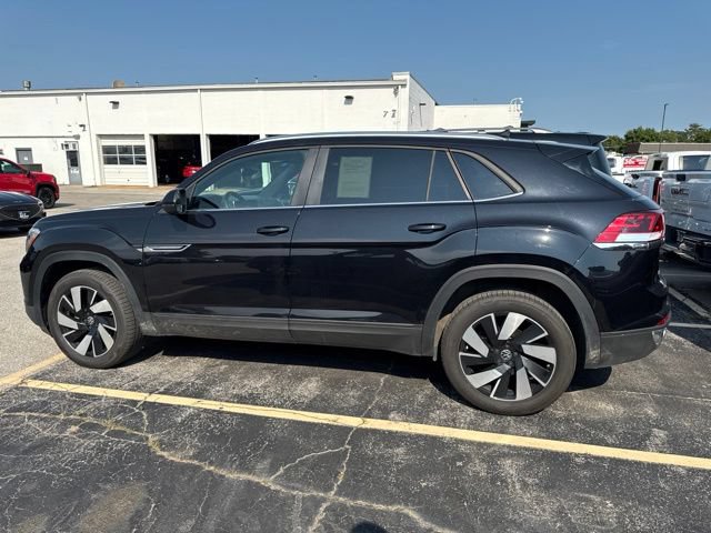 Used 2026 Volkswagen Atlas Cross Sport SE AWD/4WD image 1