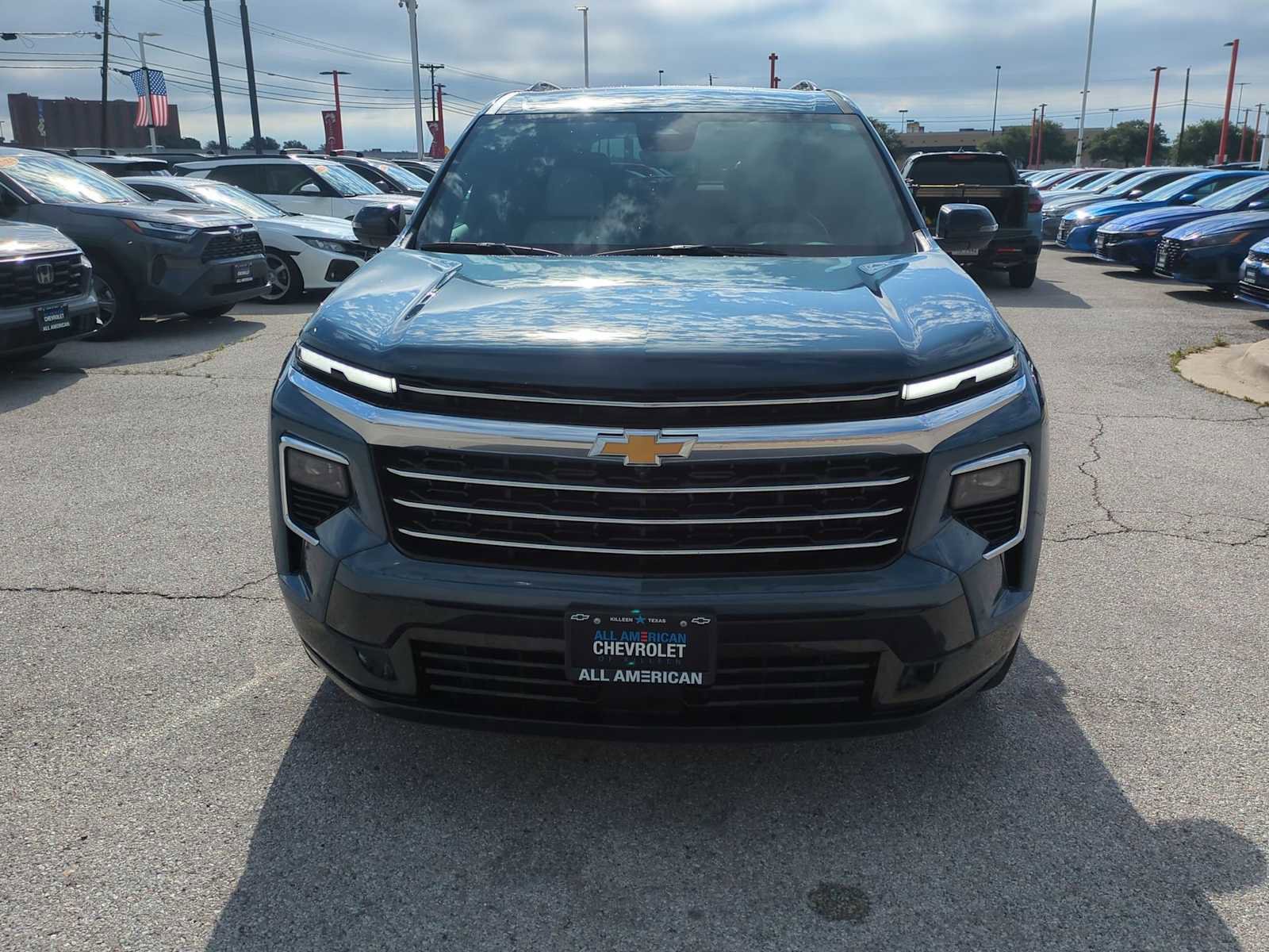 Used 2026 Chevrolet Traverse High Country w/ LPO, Floor Liner Package FWD image 3