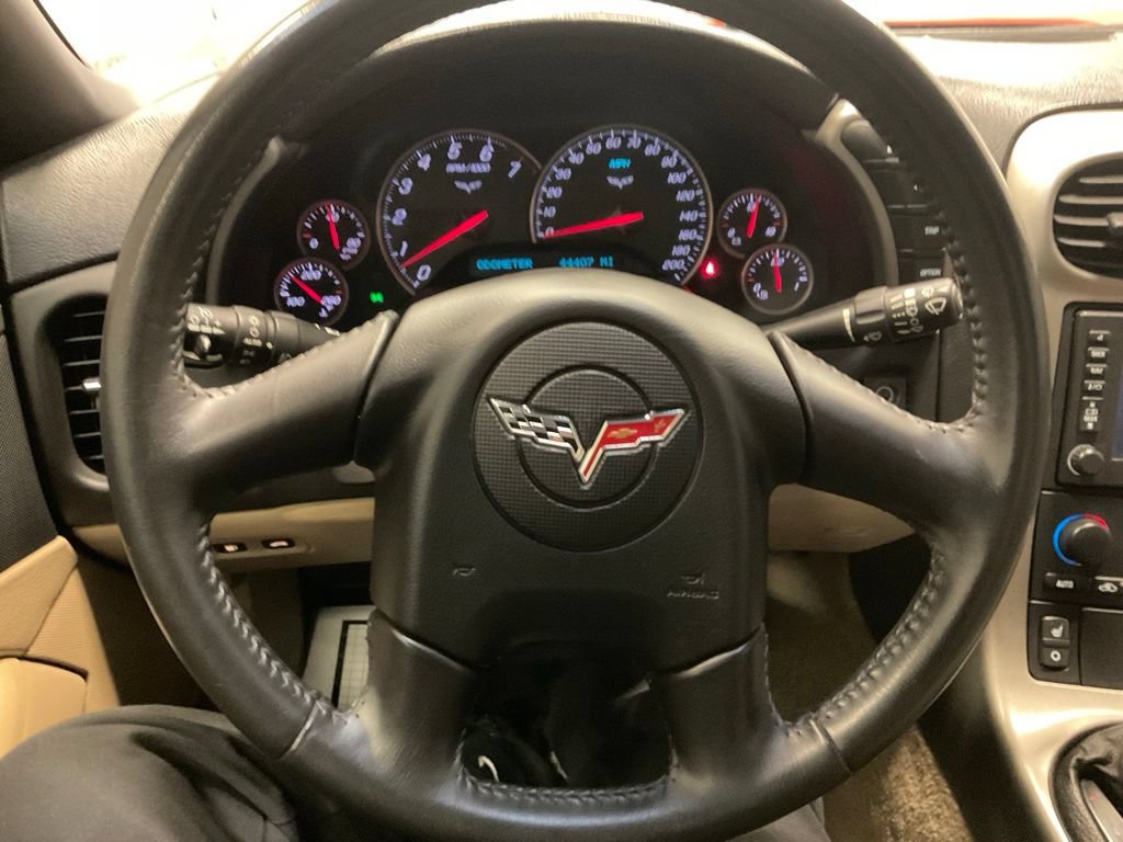 Used 2005 Chevrolet Corvette Convertible w/ Preferred Equipment Group RWD image 7