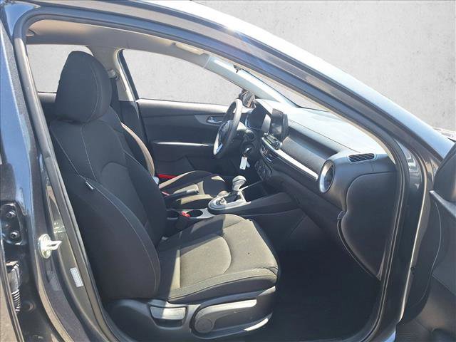 Used 2021 Kia Forte LXS FWD image 19
