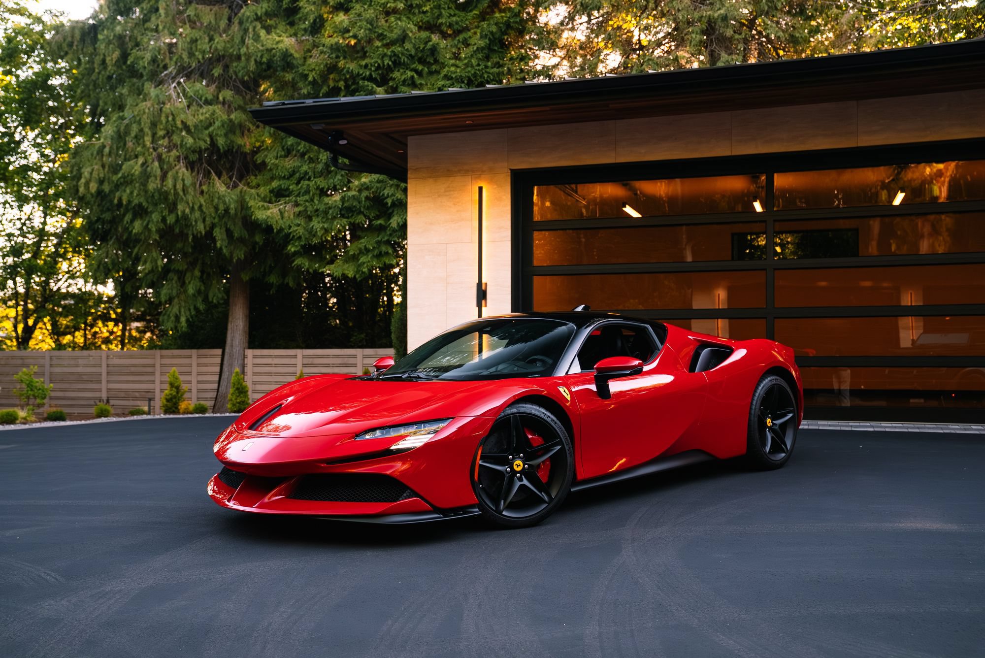 Used 2022 Ferrari SF90 Stradale AWD/4WD image 31