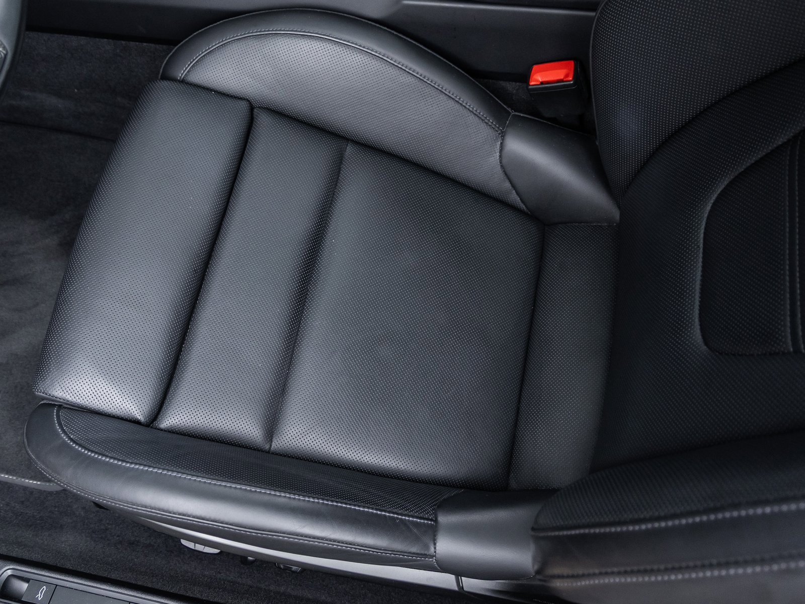 Certified 2023 Porsche 911 Turbo S image 28