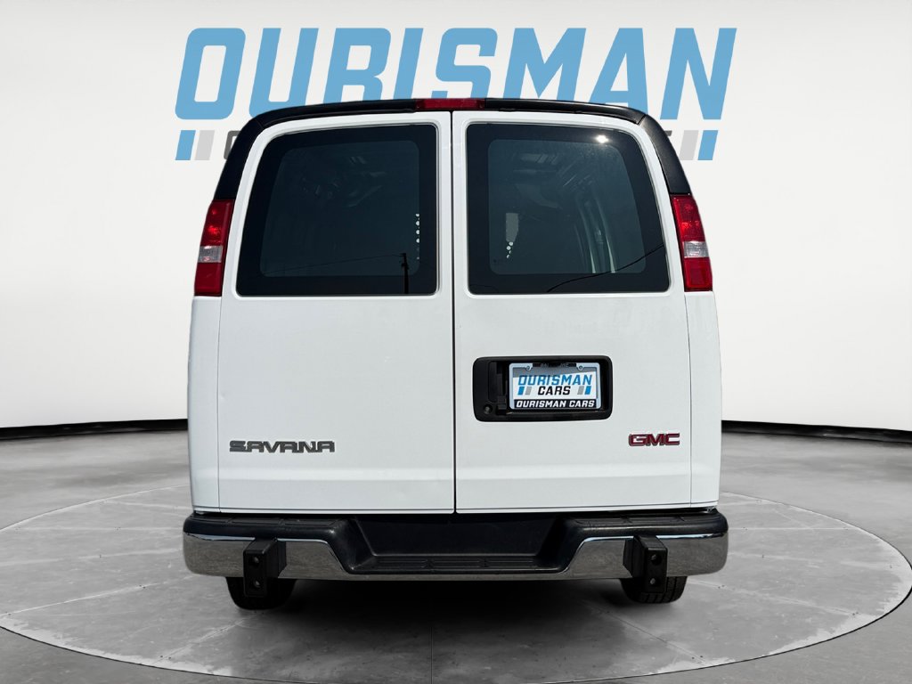 Used 2025 GMC Savana 2500 w/ Driver Convenience Package RWD image 5