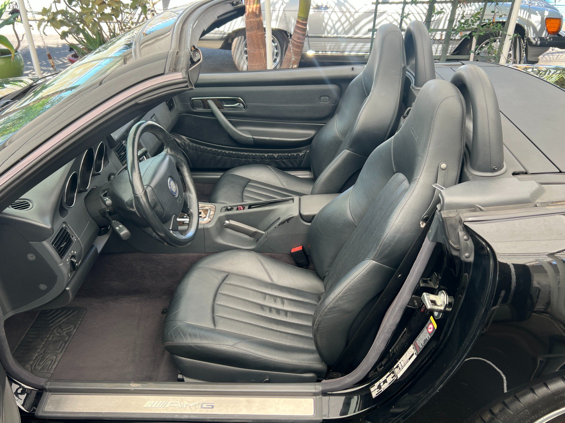 Used 2002 Mercedes-Benz SLK 32 AMG image 15