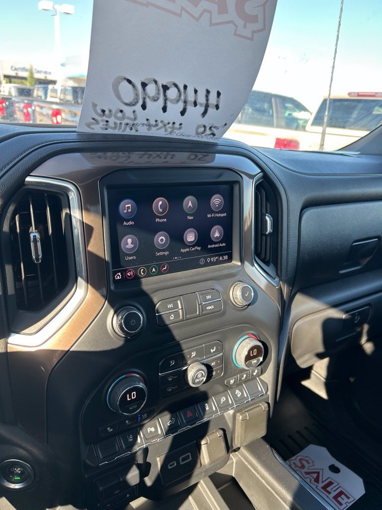 Used 2020 Chevrolet Silverado 2500 High Country w/ Technology Package AWD/4WD image 13