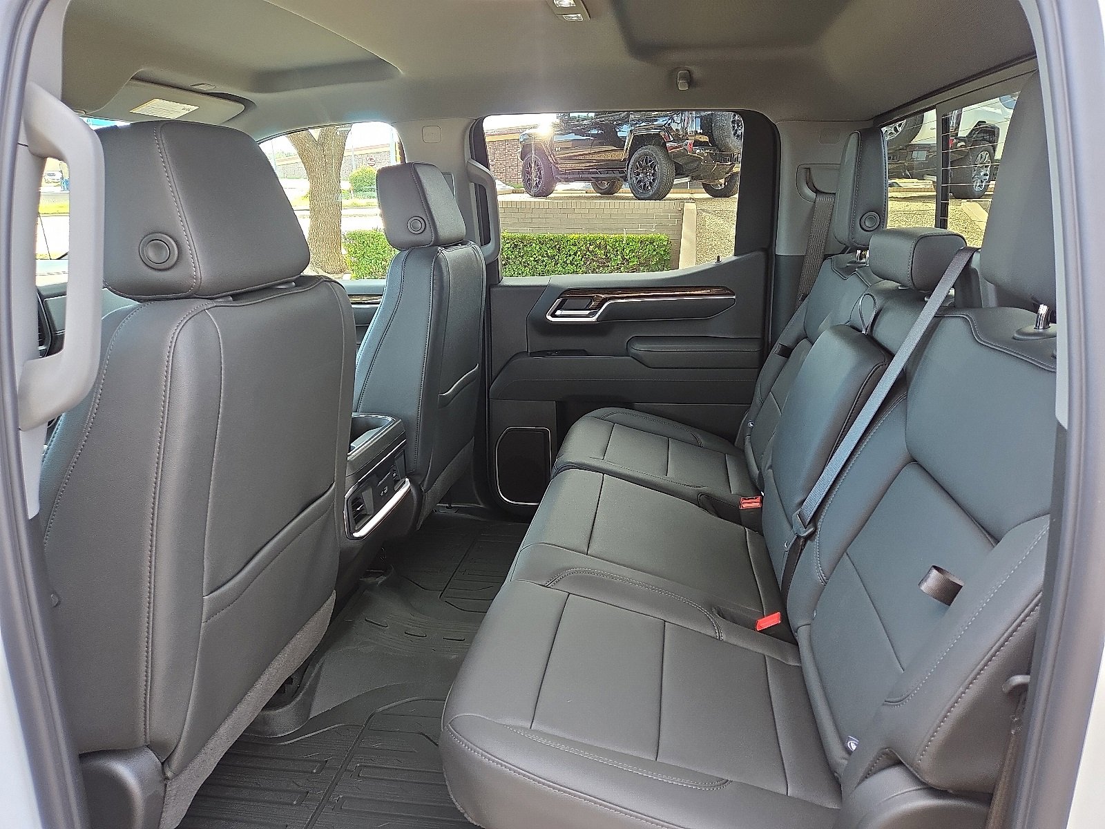 New 2026 GMC Sierra 1500 Elevation w/ Elevation Premium Package image 8