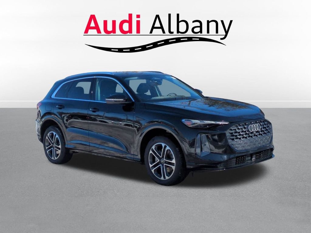 Certified 2025 Audi Q5 Premium image 8