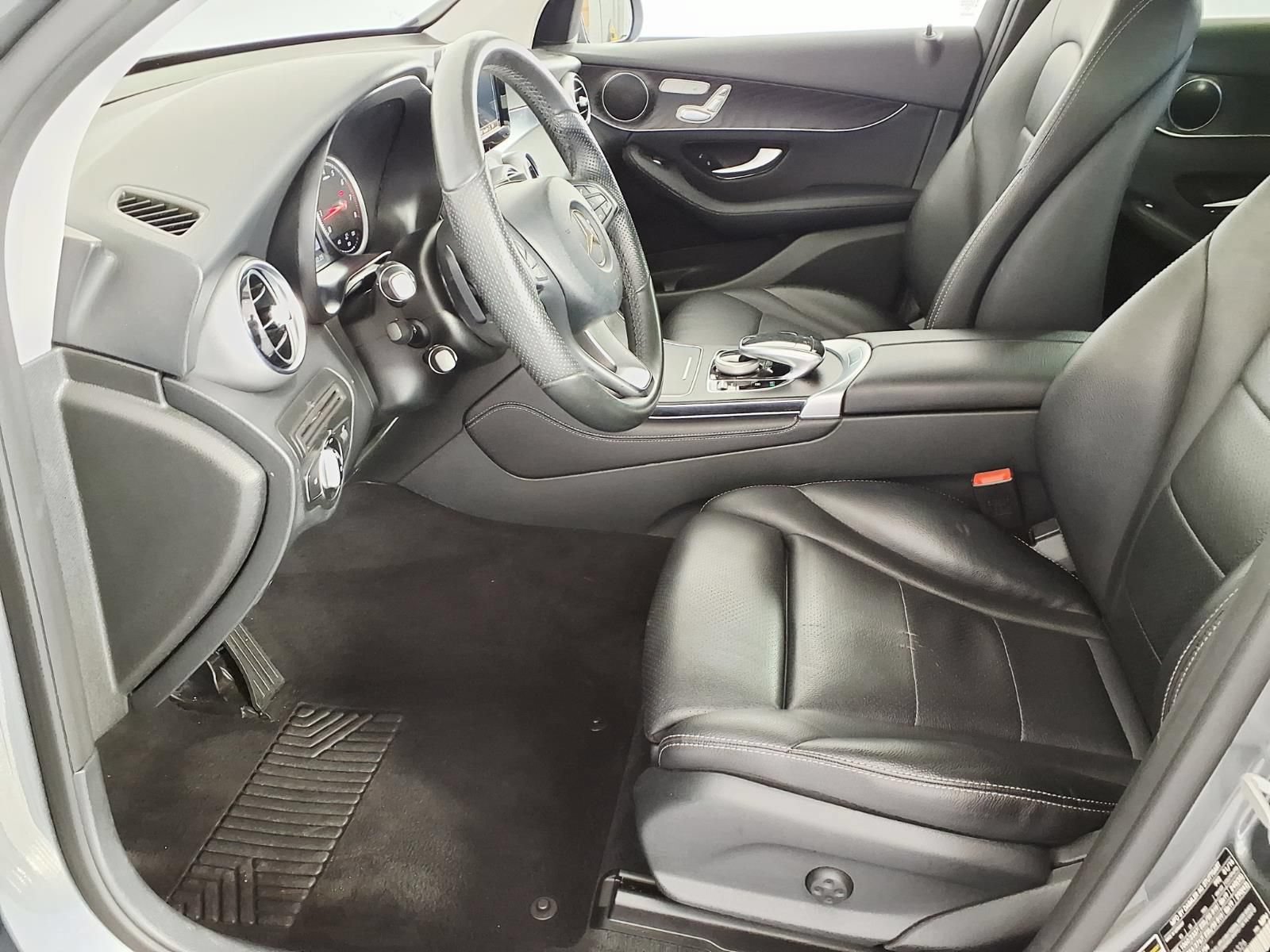 Used 2016 Mercedes-Benz GLC 300 image 13