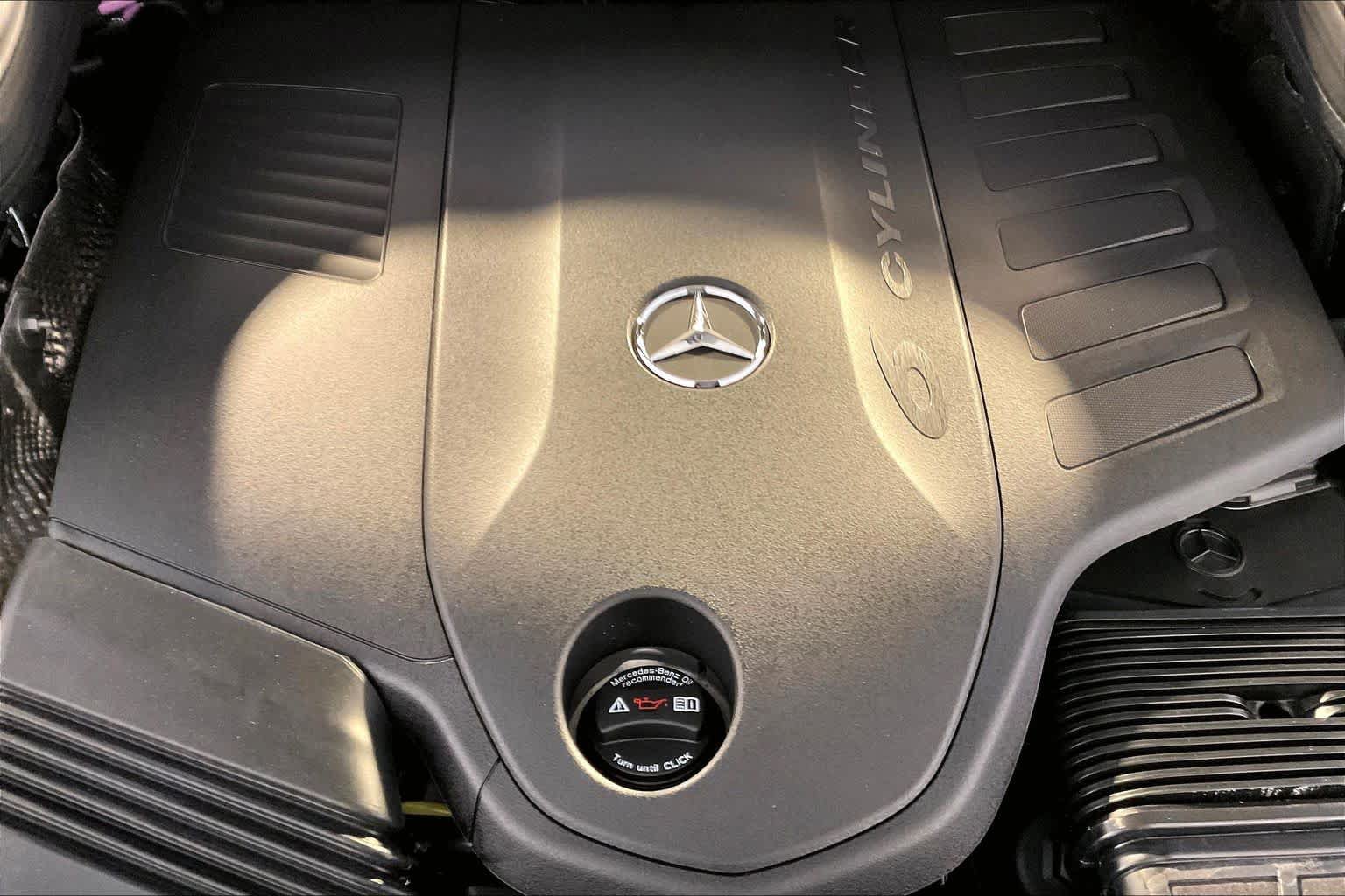New 2027 Mercedes-Benz GLS 450 4MATIC image 15