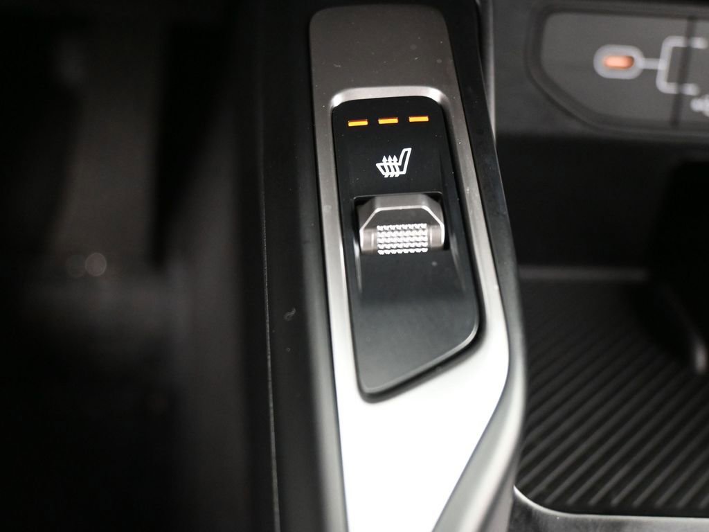 Used 2025 Kia Sorento EX w/ Panoramic Sunroof Package FWD image 23
