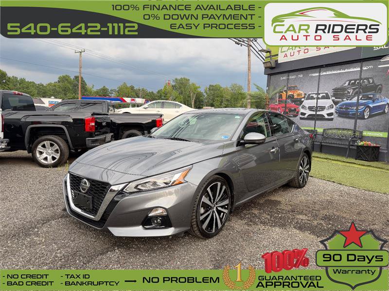 Used 2020 Nissan Altima 2.0 Platinum FWD image 1