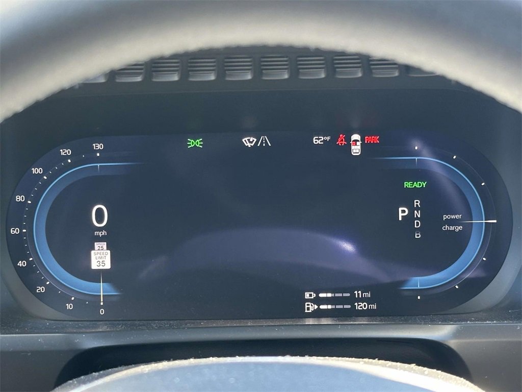 New 2025 Volvo XC90 T8 Plus w/ Protection Package Premier image 10