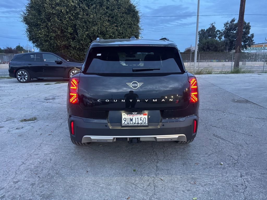 Used 2025 MINI Cooper Countryman S w/ Comfort Package Max image 4