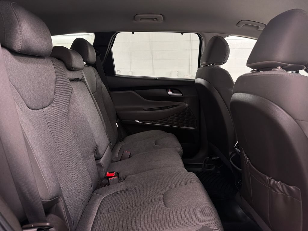 Used 2019 Hyundai Santa Fe SEL FWD image 29