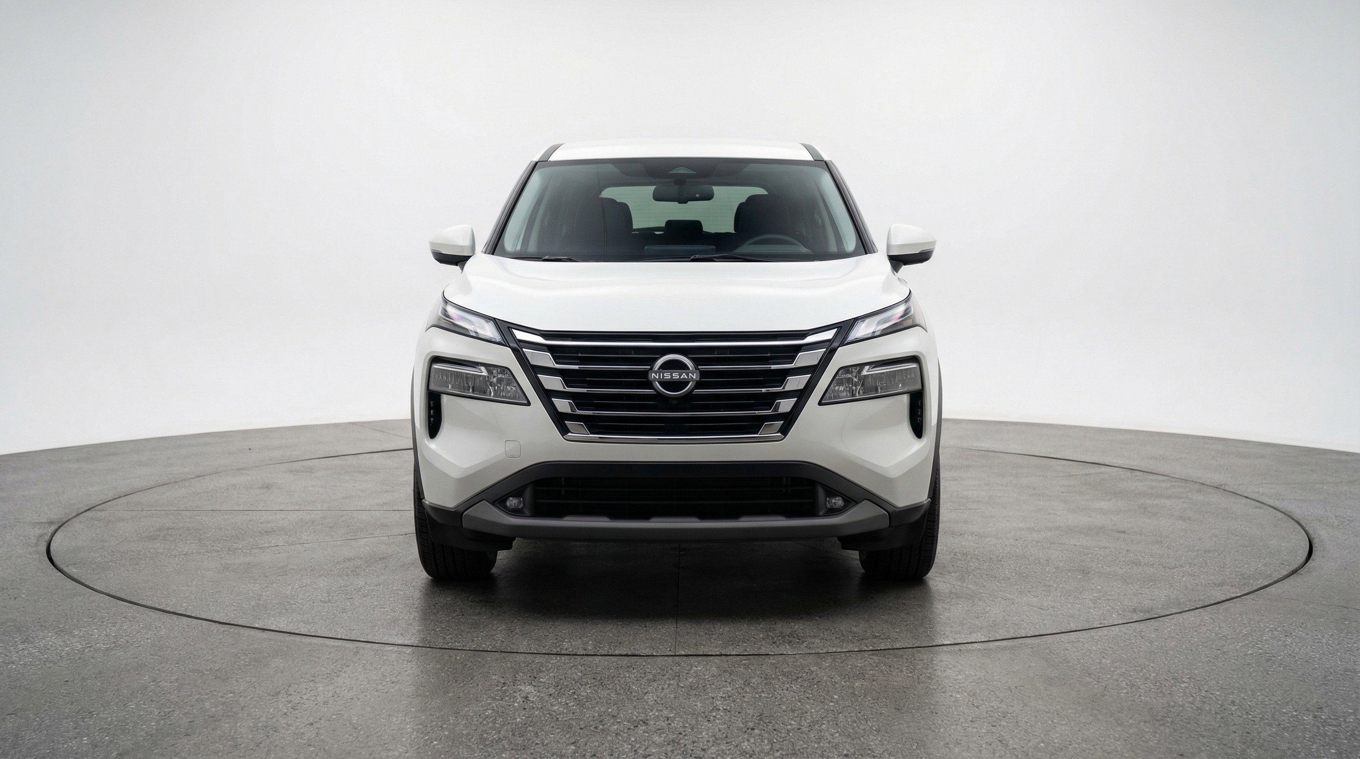 Used 2025 Nissan Rogue SV AWD/4WD image 2